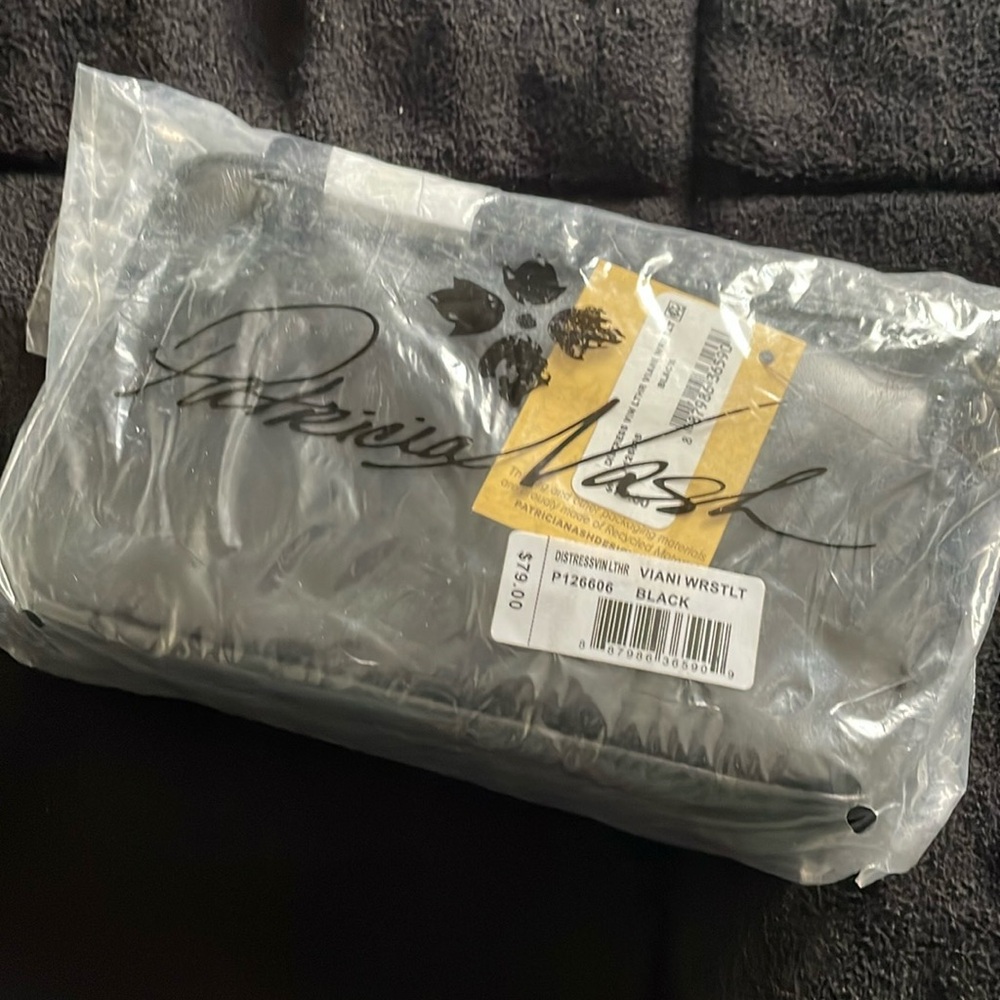 Patricia Nash Viani Wristlet